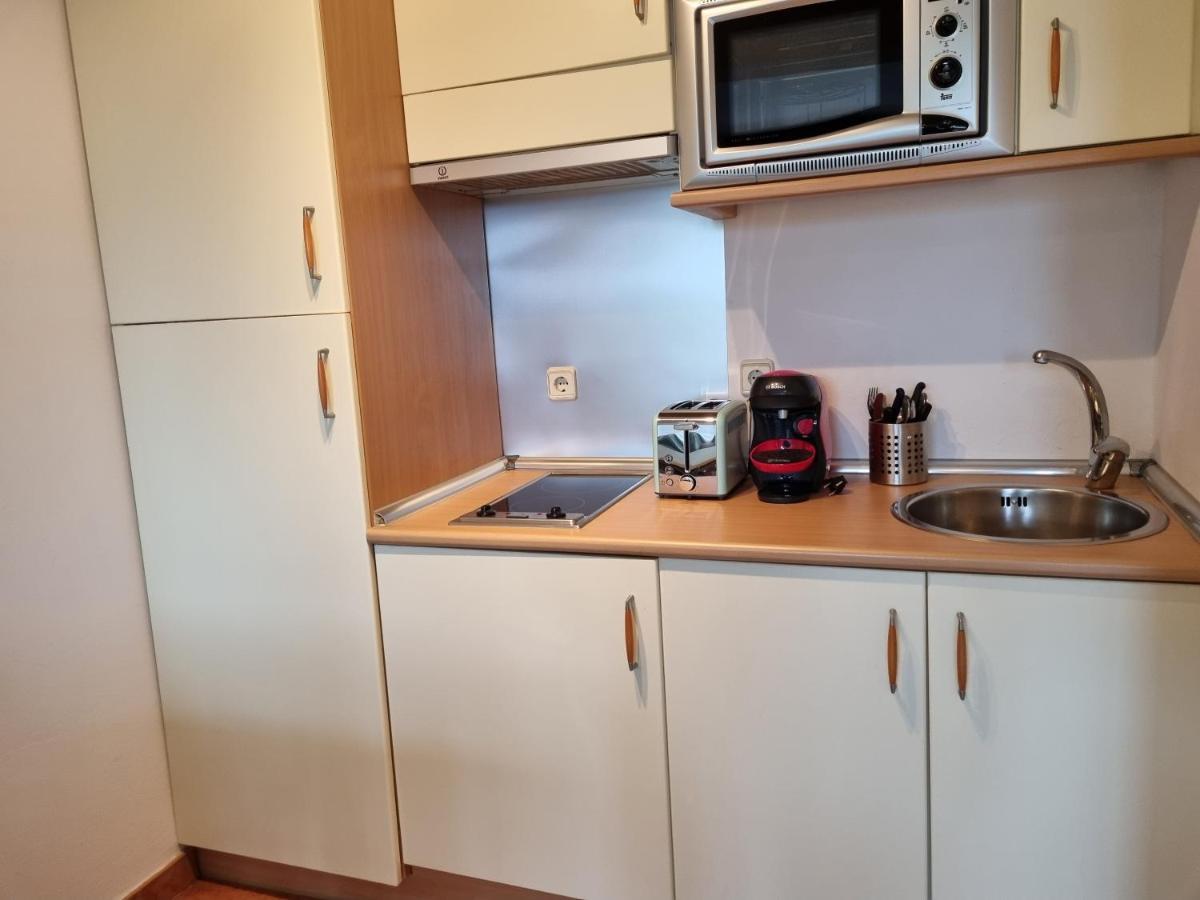 17C01 Apartamento Каравия Екстериор снимка